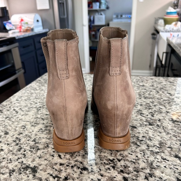 Sorel Joan of Arctic Wedge III Chelsea Waterproof Boots Taupe 8.5 - Picture 4 of 9